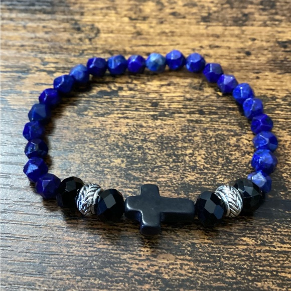 Bracelets - Picture 5 of 15